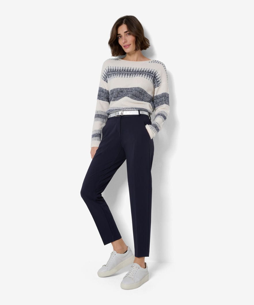 Donkerblauwe chino broek van een fijne jersey, model maron - Afbeelding 3