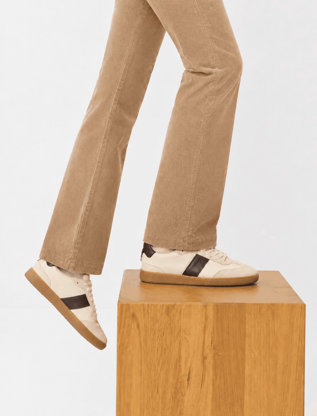 Corduroy : five-pocketbroek in cigarette fit in camelkleur - Afbeelding 4
